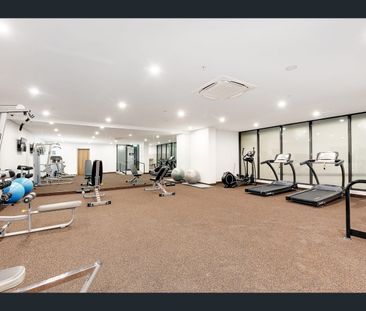 2B/1 Studio Drive, Eastgardens, NSW 2036 - Photo 5