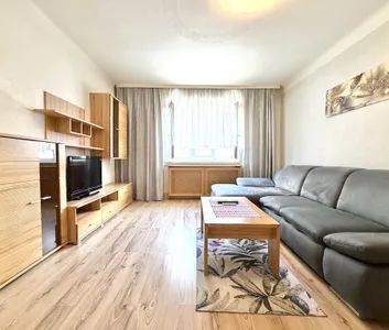 Möblierte 3 Zimmer-Wohnung mit einer Gemeinschaftsterrasse in zentraler Lage - U4 Margaretengürtel - Photo 1