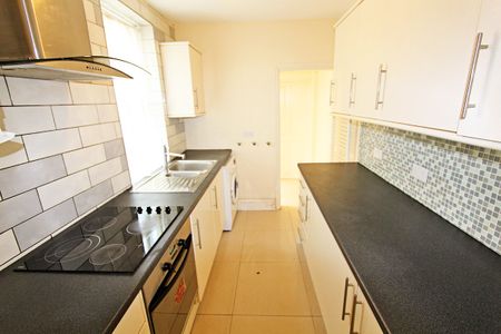 105 Rendell Street - Photo 5
