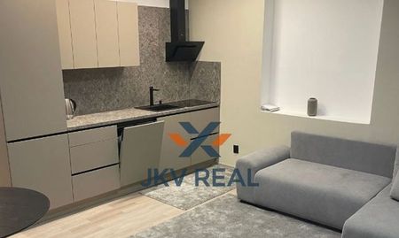 Ponúkam na prenájom kompletne zrekonštruovaný, 2-izbový byt - Photo 2