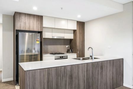Stunning, Contemporary Apartment For Lease In Prime Location - Photo 2