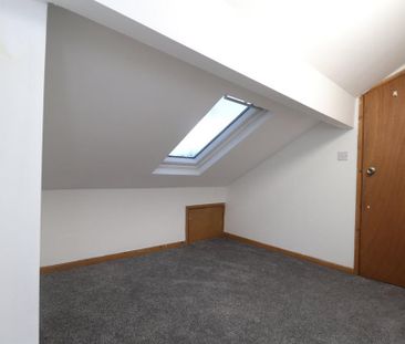 2 bedroom end of terrace house to rent - Photo 6