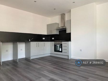 2 bedroom flat to rent - Photo 4