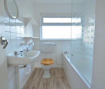 2 bedroom maisonette to rent - Photo 5