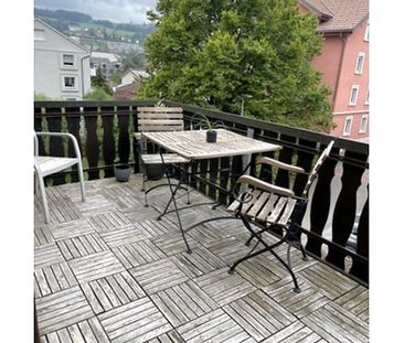 3½ Zimmer-Dachwohnung in St. Gallen, möbliert, auf Zeit - Photo 1