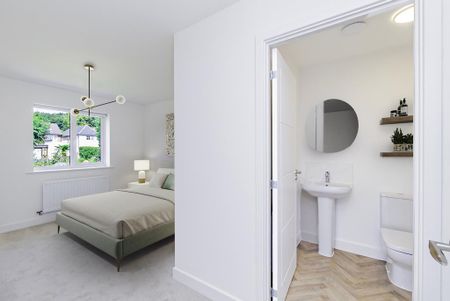 3 bedroom semi-detached house to rent - Photo 5