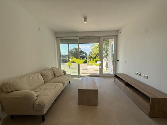 Alquiler Apartamento en Urbanización - El Bosque, Villaviciosa De Odón - Photo 1