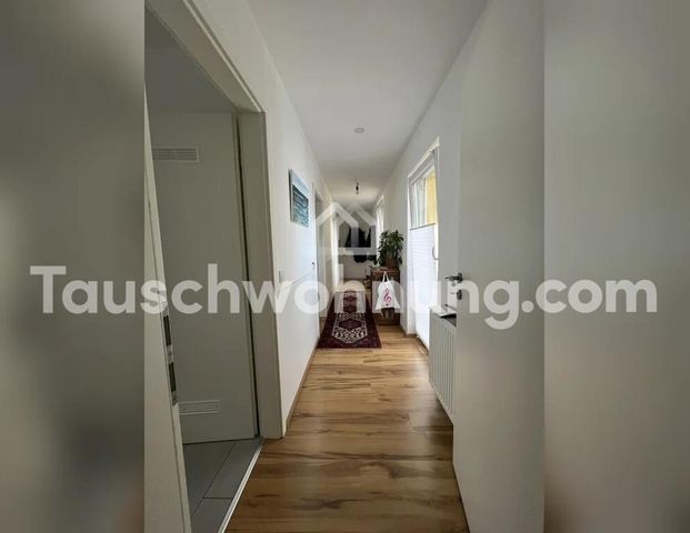 TAUSCHWOHNUNG Helle & ruhige 2-Zimmer-Wohnung mit Balkon direkt am Rhein - Foto 1