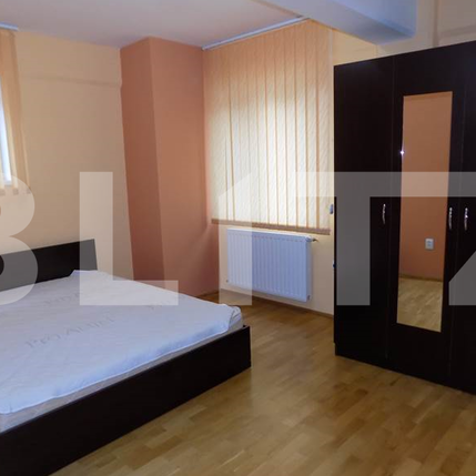4 camere, 110 mp, terasa 15 mp, mobilat modern, zona Piata Mihai Viteazu - Photo 1