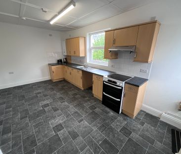 Glanmor Court, Uplands, Swansea SA2 0PN - Photo 3