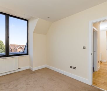 Albert Road, Beulah Court 15-19 Albert Road, RH6 - Photo 4