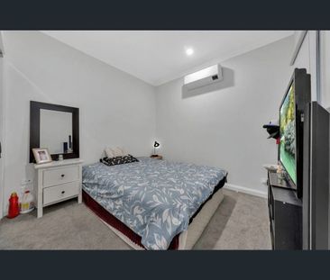 1/96 George Street, St Albans, Vic 3021 - Photo 4