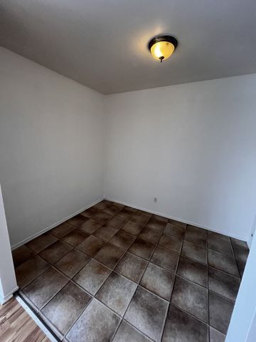 1120 Rue Cloutier, La Prairie, QC J5R - Photo 2