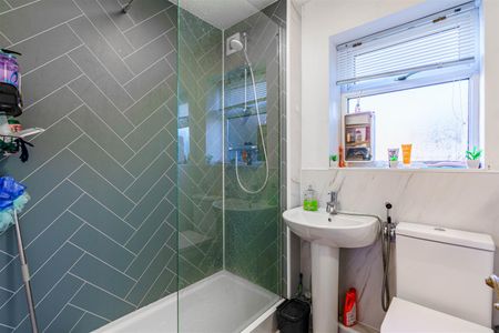 2 bed flat to rent in Church Road, Newcastle Upon Tyne, NE3 - Photo 5