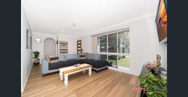 Family Living in the Heart of Kirwan - Comfort, Space & Convenience - Photo 1