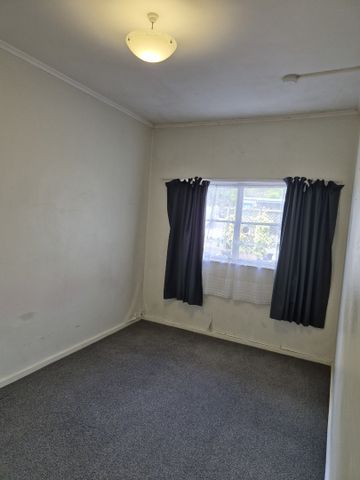 1 Bedroom - Faraday - Photo 3