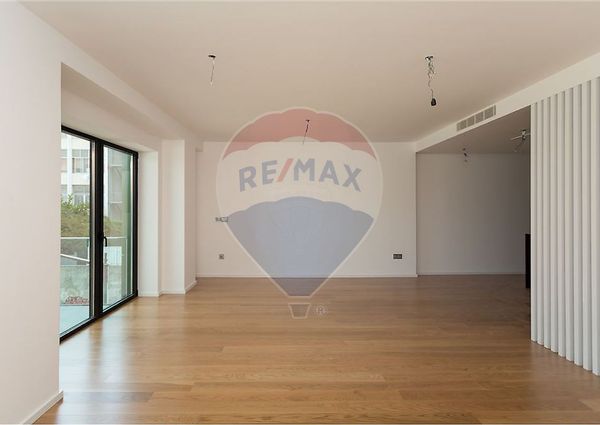 Apartamento T3 em Lisboa