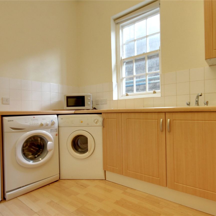 2 bed apartment to rent in High Street, Yarm,, TS15 - Photo 1