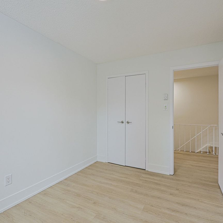 For Lease - 100 Liberty Street Unit# 15B, Clarington, Ontario - Photo 1