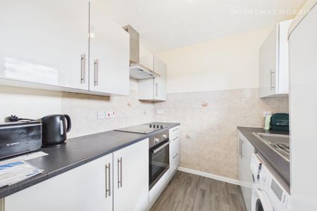 2 bedroom apartment to rent - Photo 3