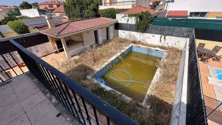 3 bedroom luxury Villa for rent in Cascais, Lisbon - Photo 2