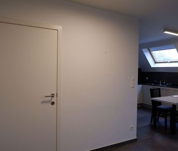 Appartement te huur in Geetbets voor € 670 met 1 slaapkamer - Photo 2
