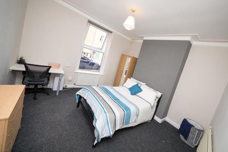 Student House 5 bedroom, City Centre, Sheffield - Photo 5