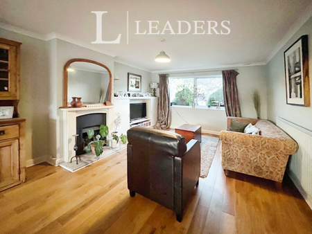 3 bedroom house to rent Spring Lane, Bottisham, Cambridge, CB25 - Photo 2