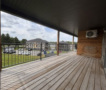 Grand 4 1/2 Moderne Dans Un 6plex - Photo 3