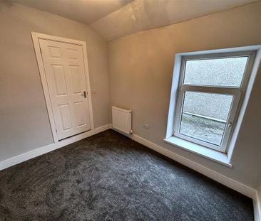 Newbridge Road, Pontllanfraith, BLACKWOOD - Photo 4