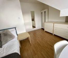 4 bedroom house share to rent - Photo 5