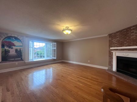 For Lease - 5254 Astwell Avenue Unit# Upper, Mississauga, Ontario - Photo 2
