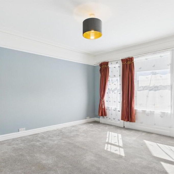 90 Balmoral Avenue, Belfast, BT9 6NY - Photo 1