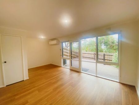 2 Bed, 1 Bath - Photo 5