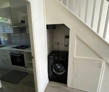 Room in a Shared House, Brantwood Road, N17 - Photo 1