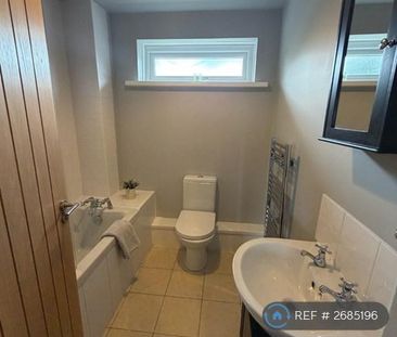 2 bedroom flat to rent - Photo 6