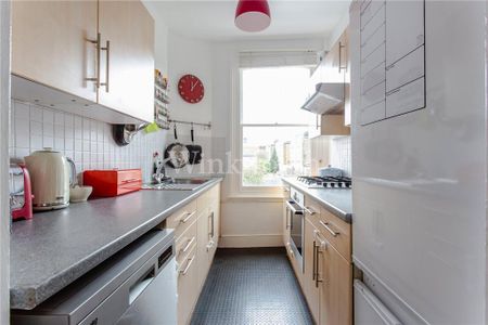 3 bedroom apartment to rent - Photo 5