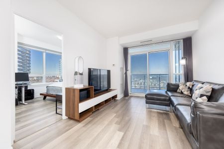 For Lease - 7167 Yonge Street Unit# PH209, Markham, Ontario - Photo 2