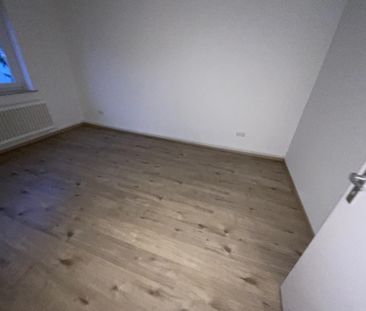 Renovierte 4-ZKB-Erdgeschosswohnung in der Peterstraße zu vermieten! - Foto 5