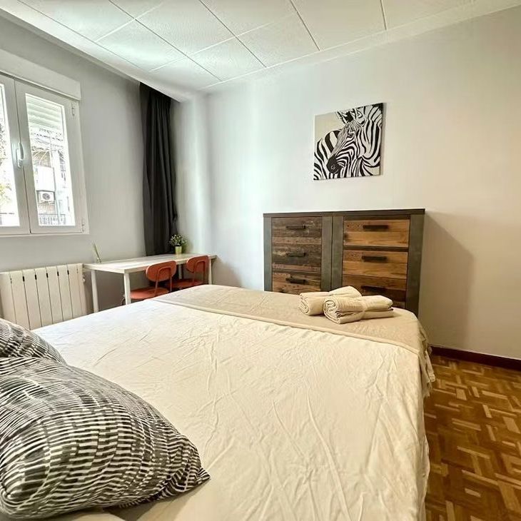 Calle de Carlos Martín Álvarez, Madrid, Community of Madrid 28018 - Photo 1