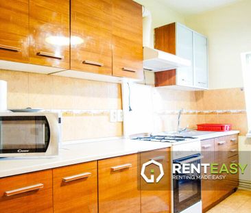 Apartament cu 4 camere situat in Nicolina - Lidl - Fotografie 3