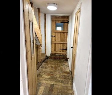 2 bedroom terraced house to rent - Photo 4