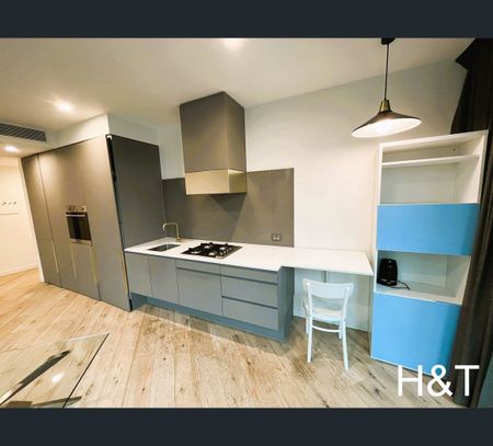 1308/105 Clarendon Street, Southbank, Vic 3006 - Photo 3