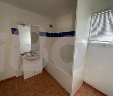 Appartement 3 pièce(s) 65.2 m² - Photo 3