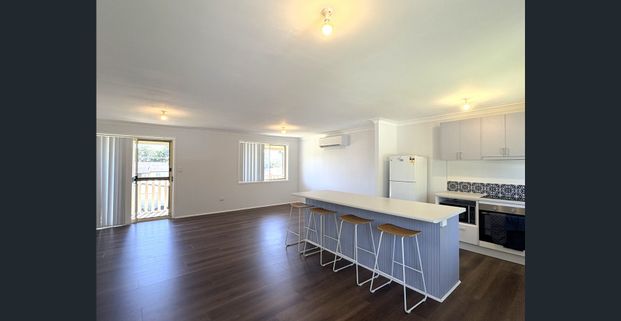 Family home - LEMON TREE PASSAGE - Photo 1