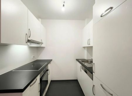 U3 Kendlerstraße: helle ruhige klimatisierte 2-Zimmer-Dachgeschosswohnung mit Loggia/Balkon - Photo 3