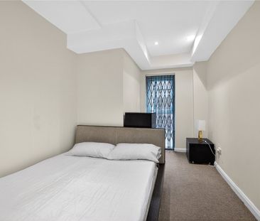 Old Kent Road, London, SE1 5LU - Photo 1