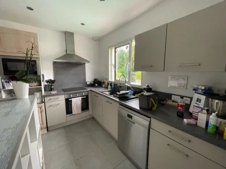 Location Villa 4 pièces 89 m2 à Gignac - Photo 2