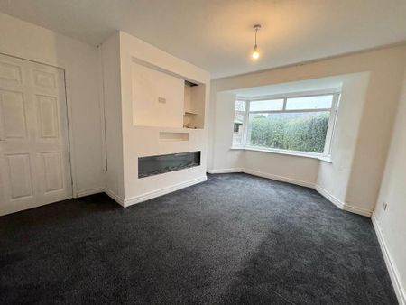 2 bedroom end of terrace house to rent - Photo 2