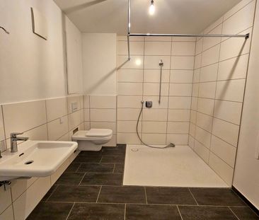 behindertengerechte Wohnung mit großer Terrasse - Photo 1